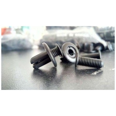 Клипса крепления брызговиков